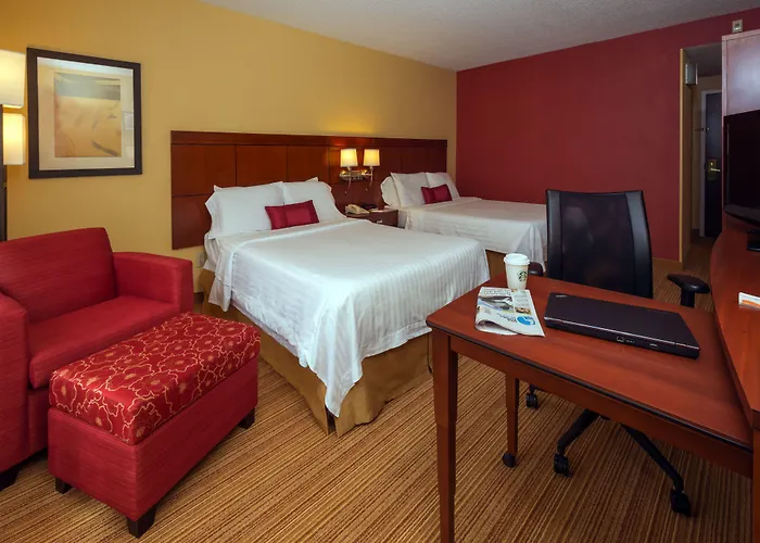 Courtyard Hanes Mall 3* Winston-Salem